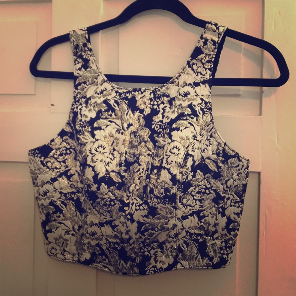 Abercrombie & Fitch dressy crop top